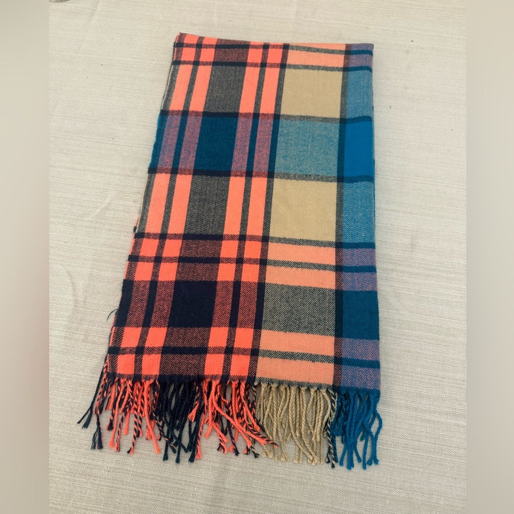 Gap Plaid Scarf Pink and Blue with Fringe - Picture 2 of 4